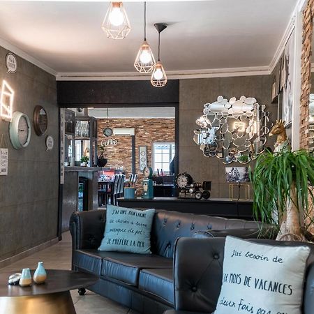 L'Horloge Gourmande Otel Donzère Dış mekan fotoğraf