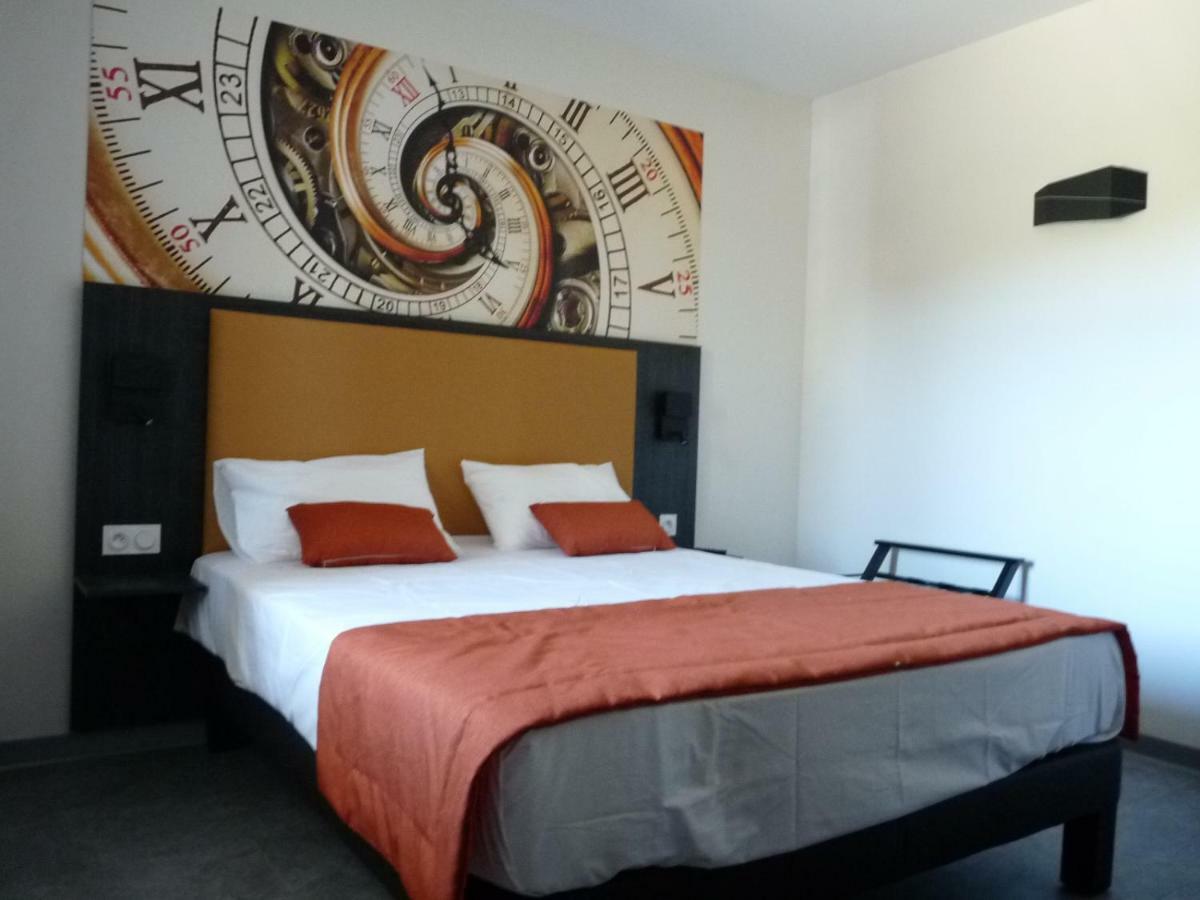 L'Horloge Gourmande Otel Donzère Dış mekan fotoğraf